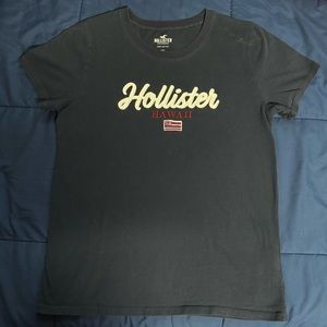 ⚡️SOLD ON MERCARI⚡️hollister hawai’i tee